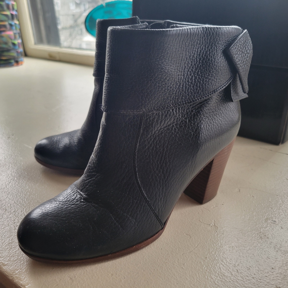 Kate Spade Bow Booties